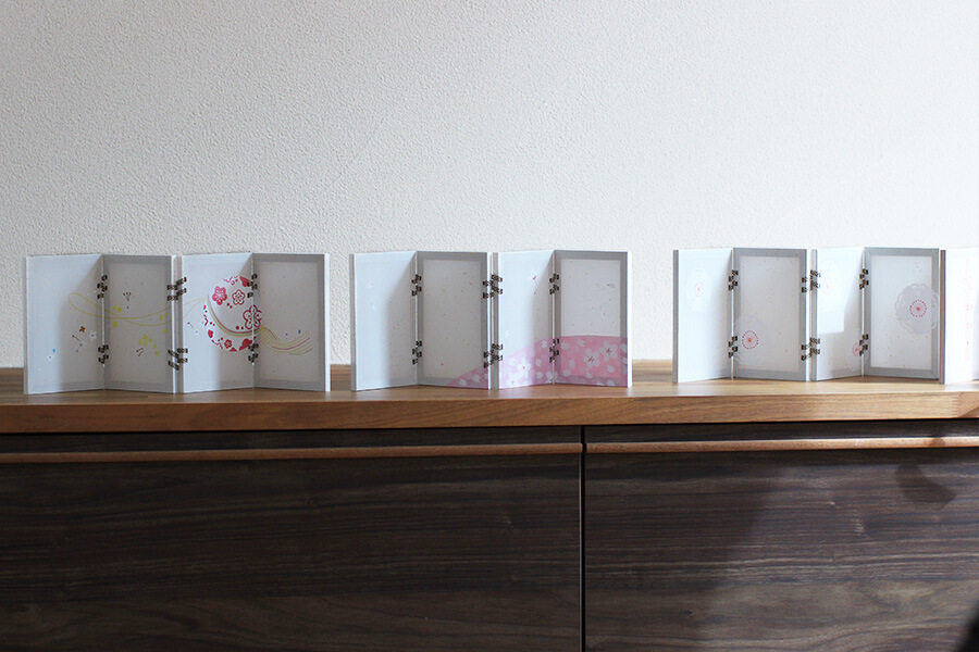 伝統技術で作るおしゃれな紐蝶番屏風 | 雛人形のひととえ