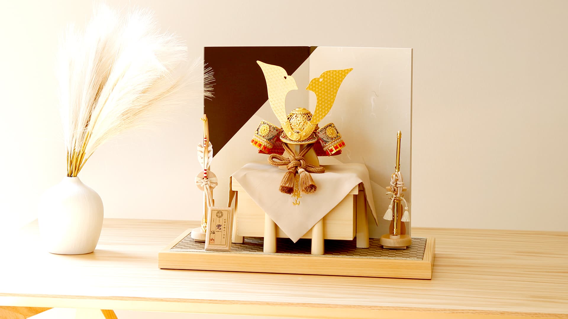 木目込みのおしゃれな五月人形